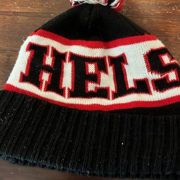 Carolina Hurricanes NHL FaceOff Reebok 2010 Helsinki Finland Beanie Knit Cap Hat - Picture 3 of 7